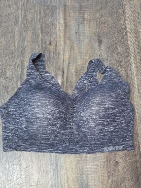 Victoria's Secret Heather Charcoal Seamless Sports Bra